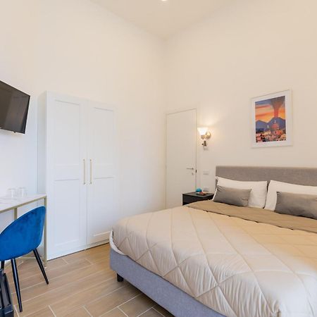 Blu Parthenope Suites Napels Buitenkant foto