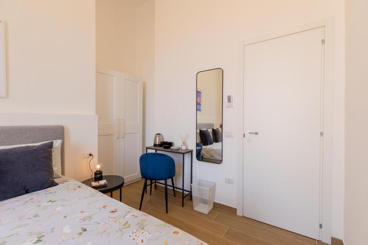 Blu Parthenope Suites Napels Buitenkant foto
