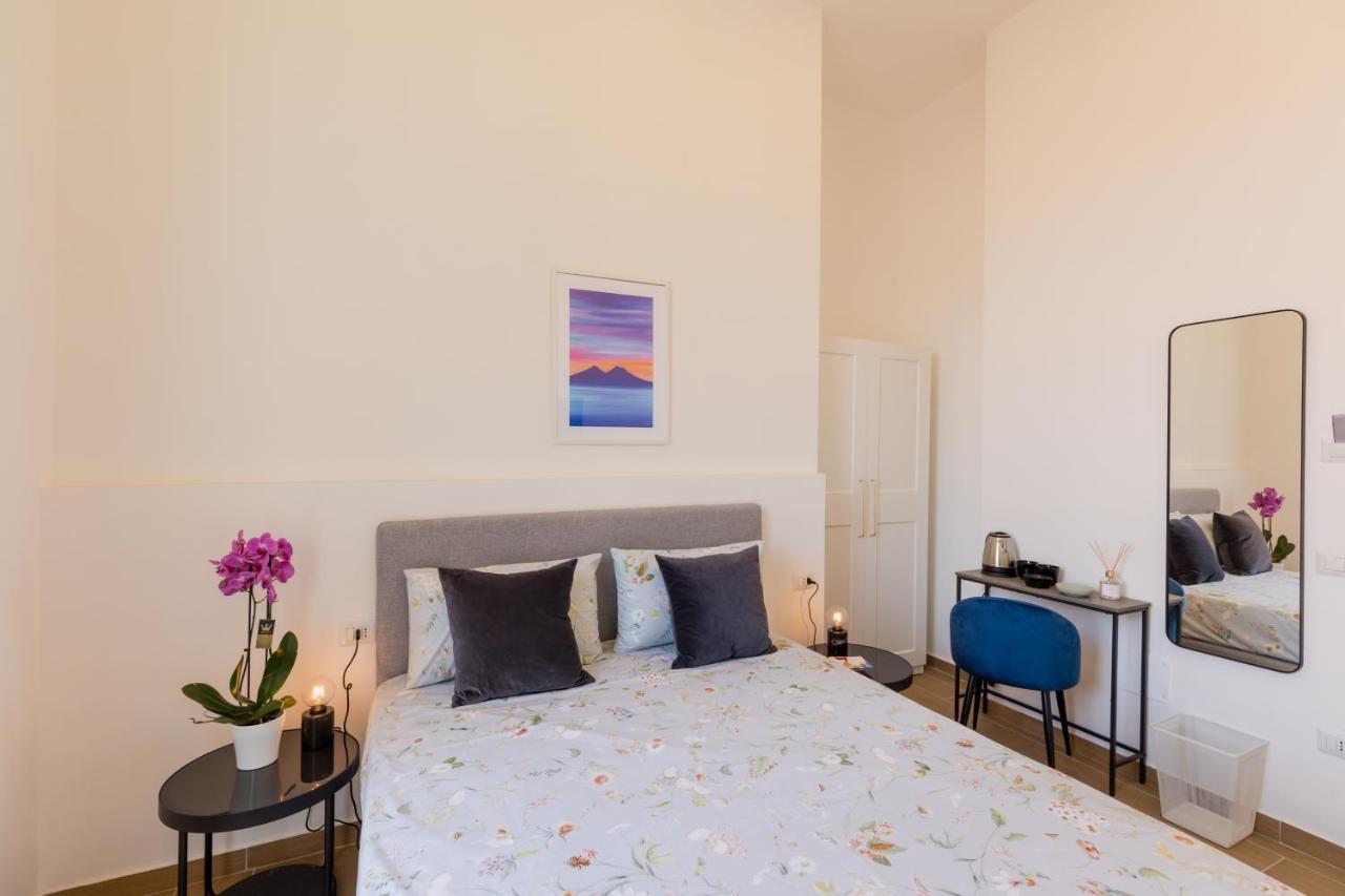 Blu Parthenope Suites Napels Buitenkant foto