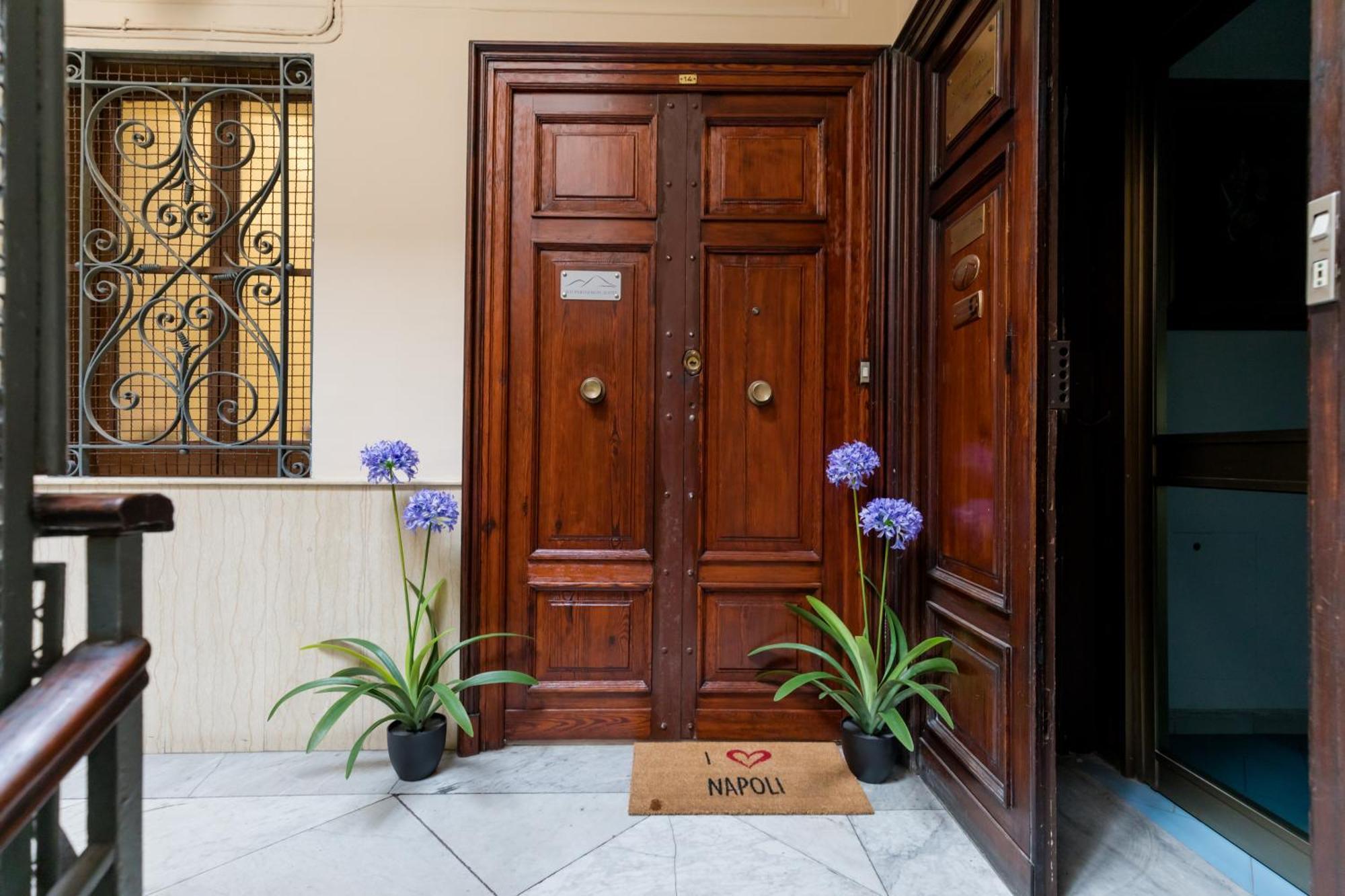 Blu Parthenope Suites Napels Buitenkant foto